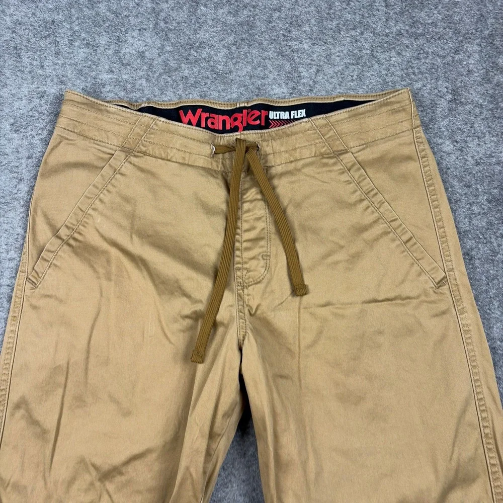 Wrangler Ultra Flex Shorts Mens M Tan Chino Drawstring Adult Casual Outdoors